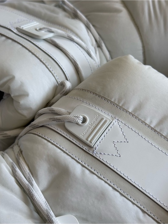 Maison Martin Margiela White Puffer Snow Boots main image 15